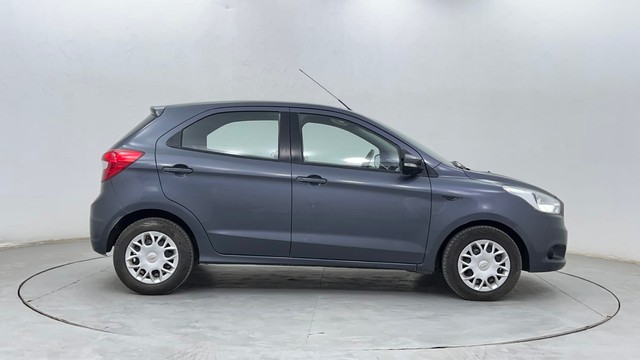 Second-hand 2018 Ford Figo Trend for sale in Pune-2