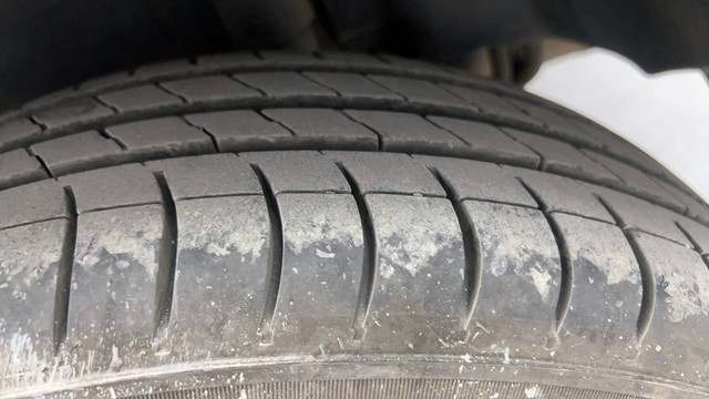 Second-hand 2018 Ford Figo Trend for sale in Pune-36