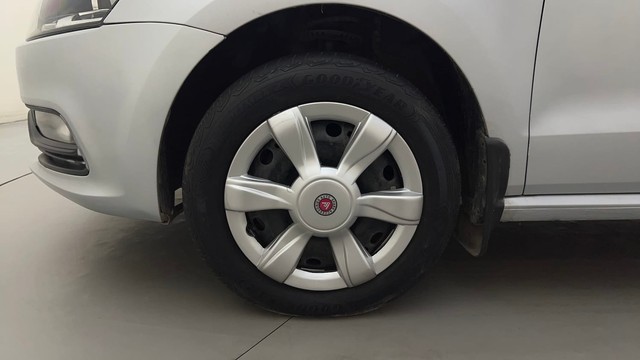 Second-hand 2015 Volkswagen Polo Petrol Comfortline 1.2L for sale in Mysore-20