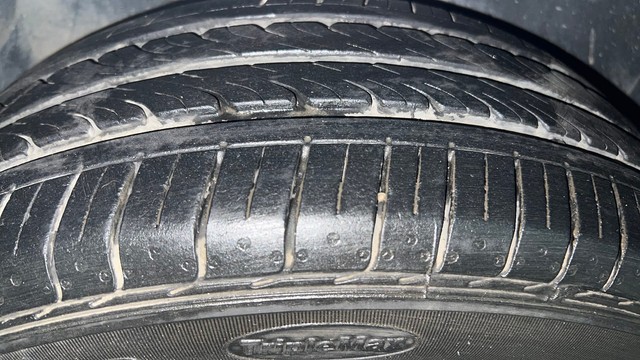 Second-hand 2015 Volkswagen Polo Petrol Comfortline 1.2L for sale in Mysore-36