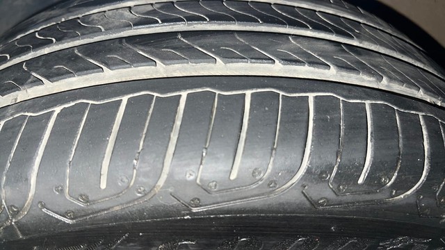 Second-hand 2015 Volkswagen Polo Petrol Comfortline 1.2L for sale in Mysore-32