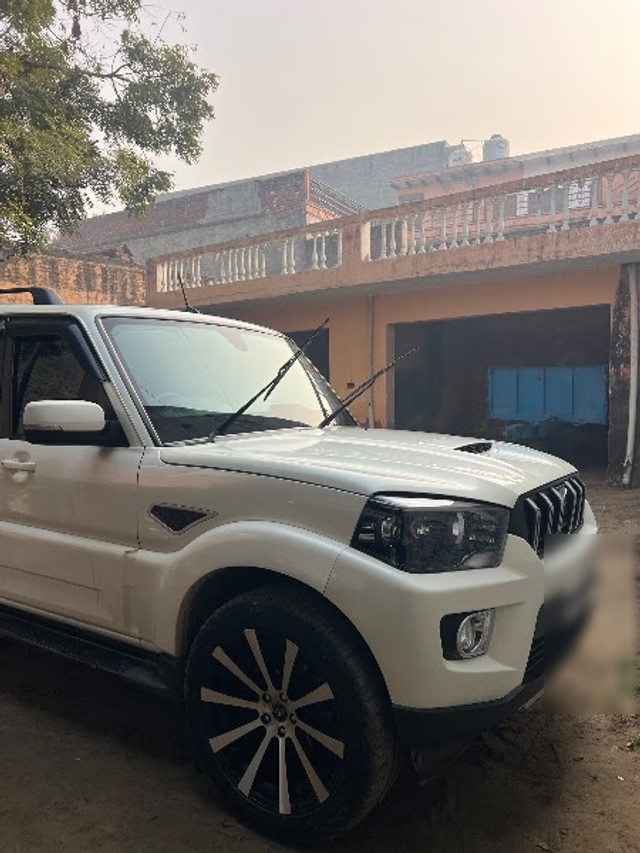 Second-hand 2020 Mahindra Scorpio S11 for sale in Faridabad-5