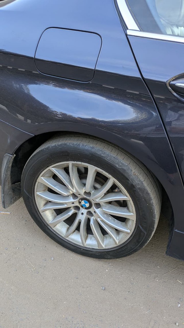 Second-hand 2015 BMW 5 Series 520d Luxury Line for sale in Surat-7