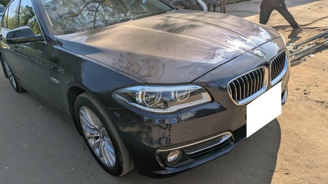 Second-hand 2015 BMW 5 Series 520d Luxury Line for sale in Surat-10