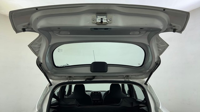 Second-hand 2017 Renault KWID 1.0 RXT AMT Opt for sale in Ahmedabad-30