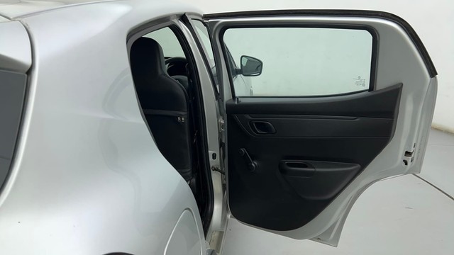 Second-hand 2017 Renault KWID 1.0 RXT AMT Opt for sale in Ahmedabad-25