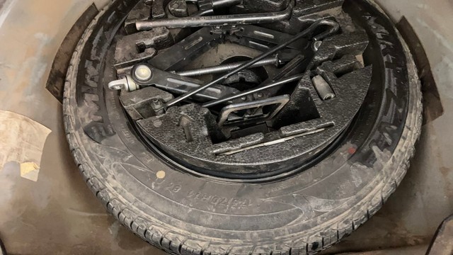 Second-hand 2017 Volkswagen Ameo Cup Edition Comfortline for sale in Kolkata-21