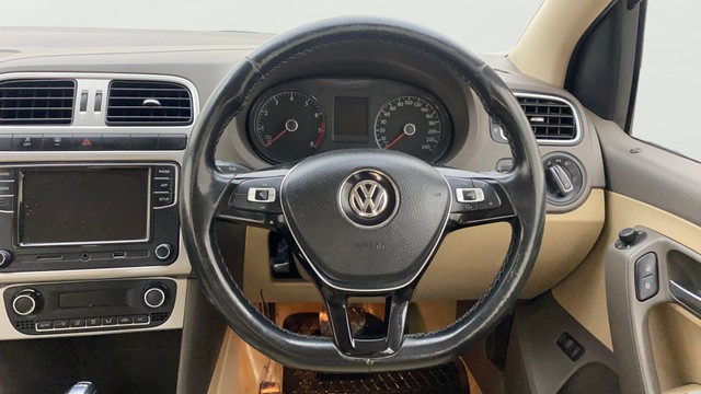 Second-hand 2018 Volkswagen Vento 1.2 Highline Plus AT 16 Alloy for sale in Hyderabad-12