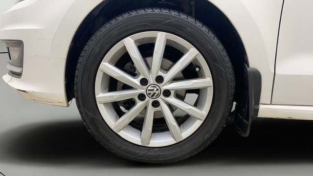 Second-hand 2018 Volkswagen Vento 1.2 Highline Plus AT 16 Alloy for sale in Hyderabad-25