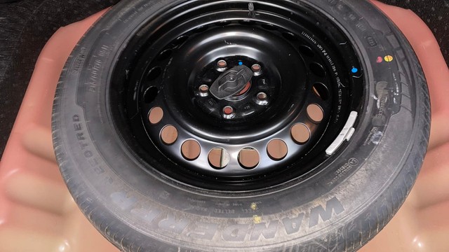 Second-hand 2023 Maruti Vitara Brezza ZXI Plus Dual Tone for sale in Chennai-21