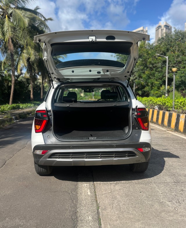 Second-hand 2023 Hyundai Creta SX Opt Diesel AT for sale in Mumbai-12
