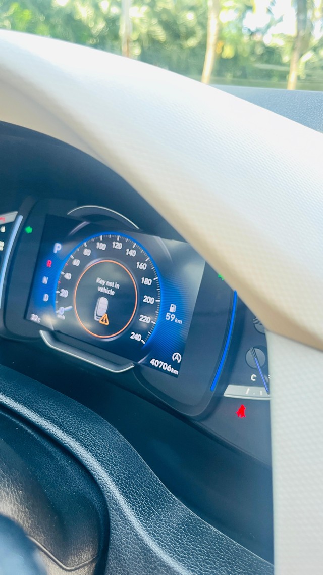 Second-hand 2023 Hyundai Creta SX Opt Diesel AT for sale in Mumbai-26