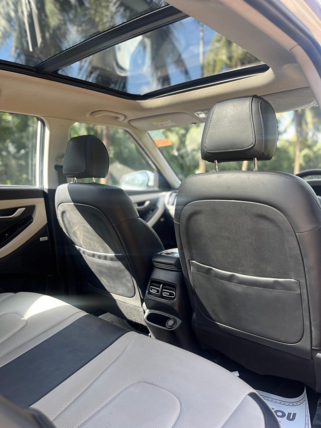 Second-hand 2023 Hyundai Creta SX Opt Diesel AT for sale in Mumbai-21