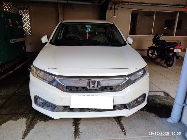 Second-hand 2019 Honda Amaze V CVT Petrol BSIV for sale in Vadodara-1