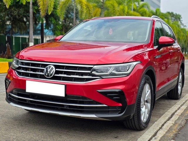 Second-hand 2022 Volkswagen Tiguan 2.0 TSI Elegance BSVI for sale in Mumbai-4