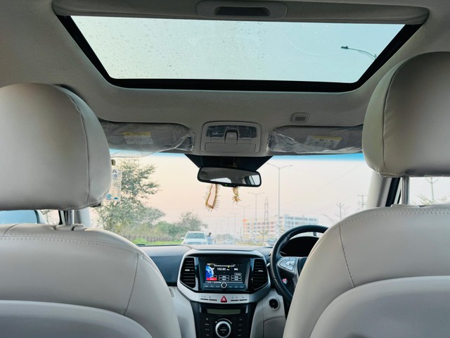 Second-hand 2022 Mahindra XUV300 W8 Diesel Sunroof BSVI for sale in Hyderabad-5