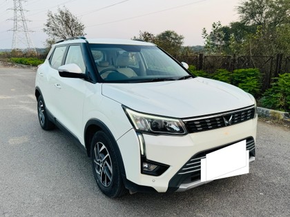 Second-hand 2022 Mahindra XUV300 W8 Diesel Sunroof BSVI for sale in Hyderabad
