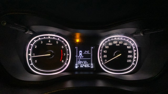 Second-hand 2021 Maruti Suzuki Vitara Brezza ZXI Plus for sale in Kolkata-24