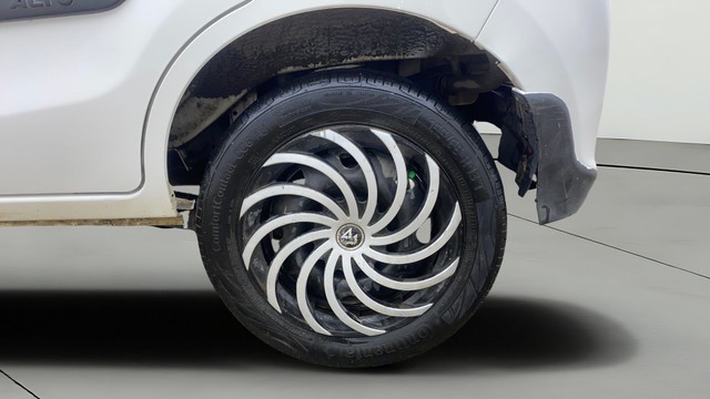 Second-hand 2017 Maruti Alto K10 VXI for sale in Ahmedabad-26