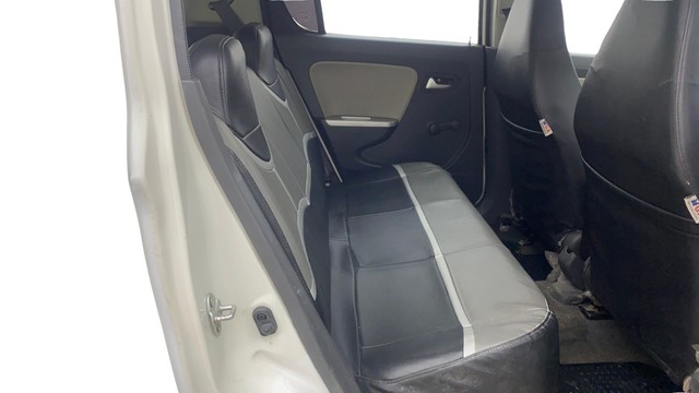 Second-hand 2017 Maruti Alto K10 VXI for sale in Ahmedabad-16