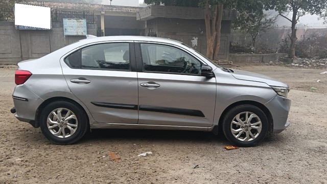 Second-hand 2019 Honda Amaze VX CVT Petrol BSIV for sale in New Delhi-4