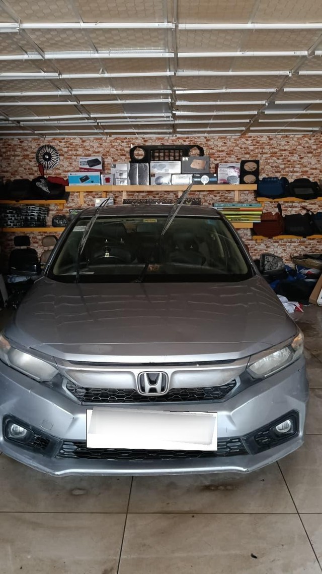 Second-hand 2019 Honda Amaze VX CVT Petrol BSIV for sale in New Delhi-7