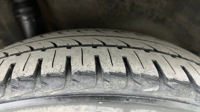 Second-hand 2016 Honda Jazz VX for sale in Pune-33