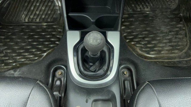 Second-hand 2016 Honda Jazz VX for sale in Pune-12