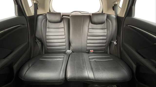 Second-hand 2016 Honda Jazz VX for sale in Pune-35