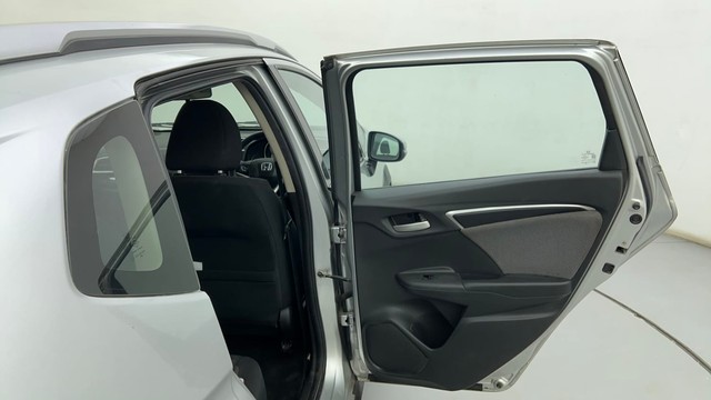 Second-hand 2017 Honda WR-V i-VTEC VX for sale in Ahmedabad-28