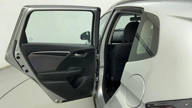 Second-hand 2017 Honda WR-V i-VTEC VX for sale in Ahmedabad-33