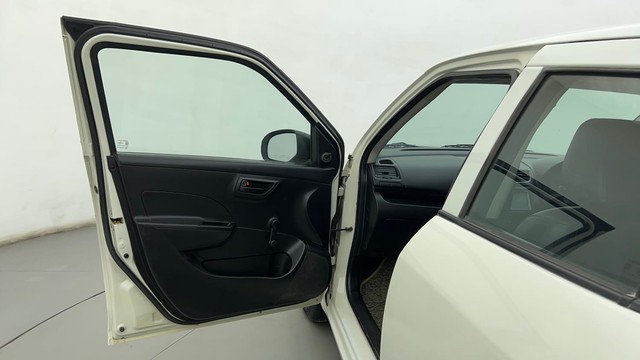 Second-hand 2013 Maruti Swift LXi for sale in Ahmedabad-36