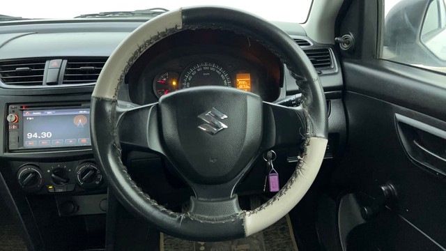 Second-hand 2013 Maruti Swift LXi for sale in Ahmedabad-24