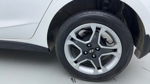 Second-hand 2024 Hyundai i20 Sportz 1.2 for sale in Sonipat-19