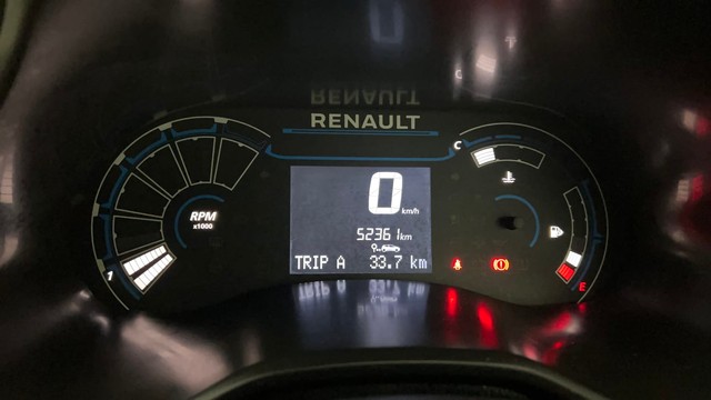 Second-hand 2021 Renault Kiger RXT Turbo for sale in Lucknow-13