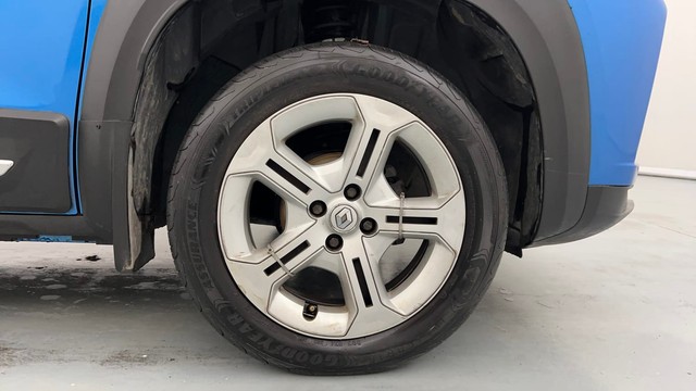 Second-hand 2021 Renault Kiger RXT Turbo for sale in Lucknow-17