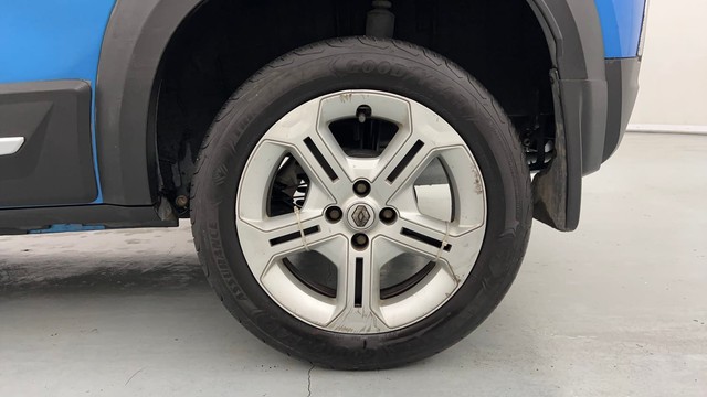 Second-hand 2021 Renault Kiger RXT Turbo for sale in Lucknow-19