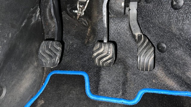 Second-hand 2021 Renault Kiger RXT Turbo for sale in Lucknow-14