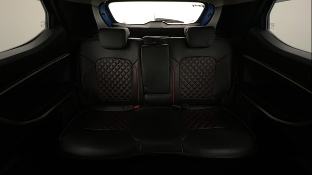 Second-hand 2021 Renault Kiger RXT Turbo for sale in Lucknow-37