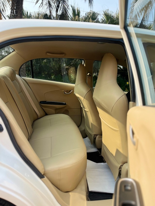 Second-hand 2016 Honda Amaze VX CVT i-VTEC for sale in Mumbai-39