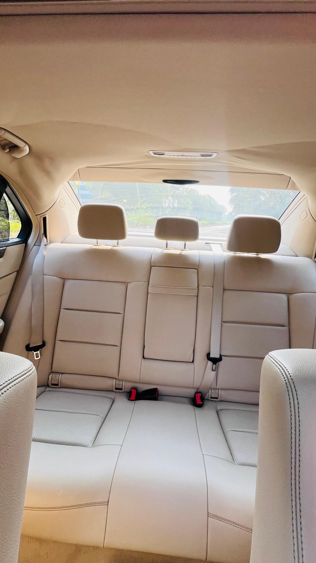 Second-hand 2014 Mercedes-Benz E-Class E250 CDI for sale in Mumbai-23