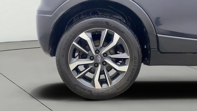 Second-hand 2019 Mahindra XUV300 W8 Option BSVI for sale in Bangalore-25