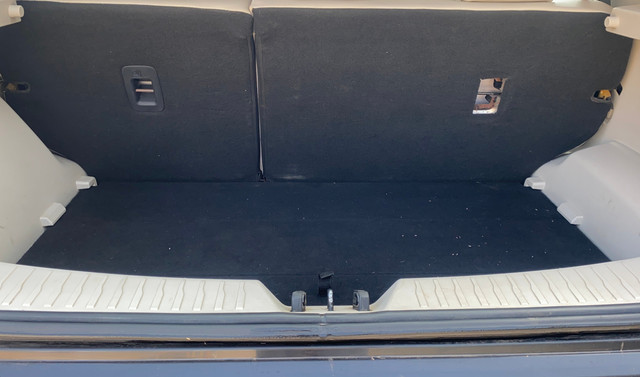 Second-hand 2019 Mahindra XUV300 W8 Option BSVI for sale in Bangalore-19