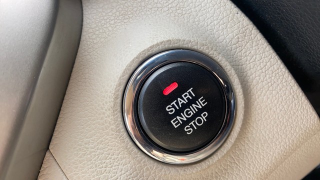 Second-hand 2019 Mahindra XUV300 W8 Option BSVI for sale in Bangalore-23