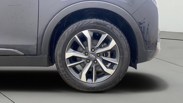 Second-hand 2019 Mahindra XUV300 W8 Option BSVI for sale in Bangalore-24