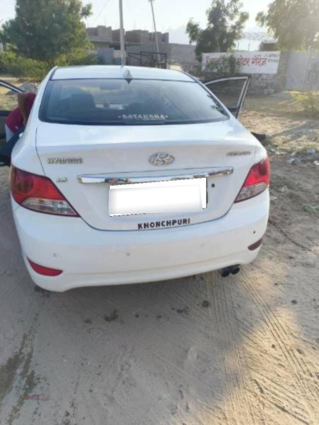 Second-hand 2012 Hyundai Verna 1.6 CRDI for sale in Jalore-1