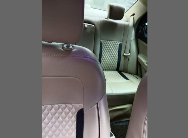 Second-hand 2018 Maruti Swift Dzire AMT VXI for sale in Thane-5