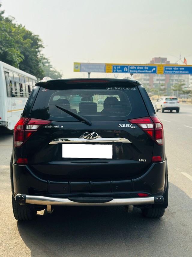 Second-hand 2018 Mahindra XUV500 W11 FWD Diesel for sale in Patna-1