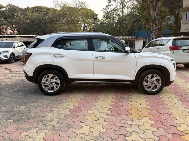 Second-hand 2022 Hyundai Creta SX IVT BSVI for sale in Mumbai-1