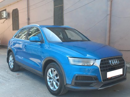 Second-hand 2017 Audi Q3 30 TFSI Premium FWD for sale in New Delhi